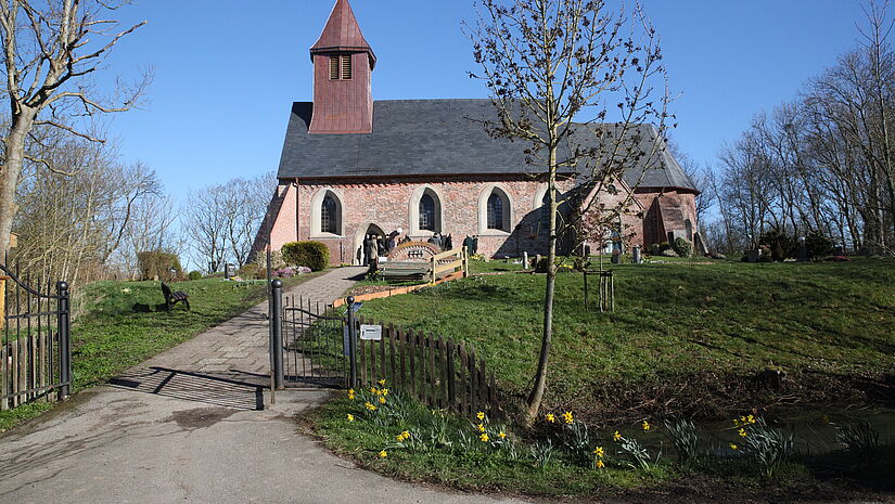 Die St. Martin-Kirche in Osterhever auf Eiderstedt.