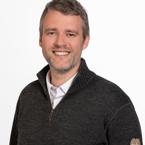 Pastor Robert Wolff