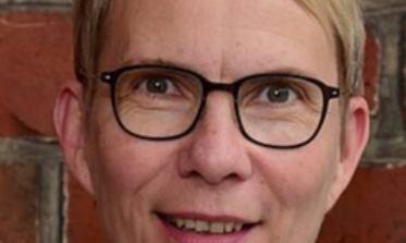 Pastorin Gunhild Warning