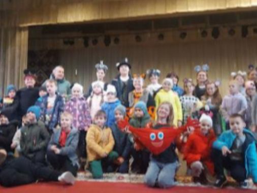 Ukrainische Kinder-Theatergruppe „Dyvosvit“