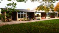 <a href="/institutionen/institution/ev-integrative-kita-an-der-johannismuehle-in-flensburg.html" target="_self">Ev. Kita &quot;St. Johannis&quot; in Flensburg</a>