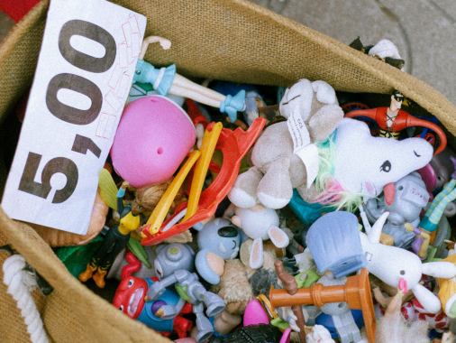 Kinderflohmarkt vor der St. Martin-Kirche