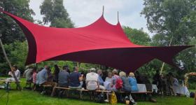 Sommercafé auf der Apfelwiese