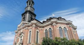 Evangelische Messe mit Kinderkirche op Platt