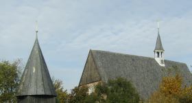 Abendgebet bei Kerzenschein in Katharinenheerd, Pastor Jörg Reglinski