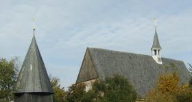 Abendgebet bei Kerzenschein in Katharinenheerd, Pastor Jörg Reglinski