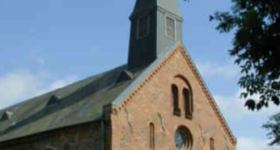 Gottesdienst in Vollerwiek, Pastor Jörg Reglinski mit Kranzniederlegung, mit Abendmahl (gleichzeitig Gottesdienst zum Volkstrauertag)