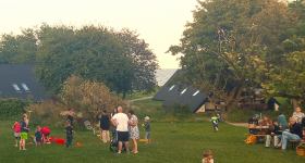 Grillen und Spielen