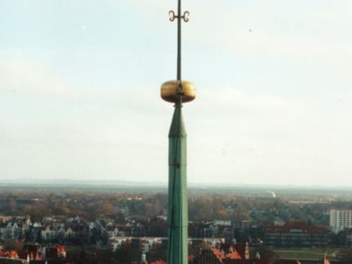 Zwischen Himmel und Erde: Einmal kurz Lübeck aufs Dach steigen! Expressführung
