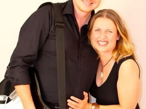 Gottesdienst mit dem Gesangsduo Fjol und Pawlina