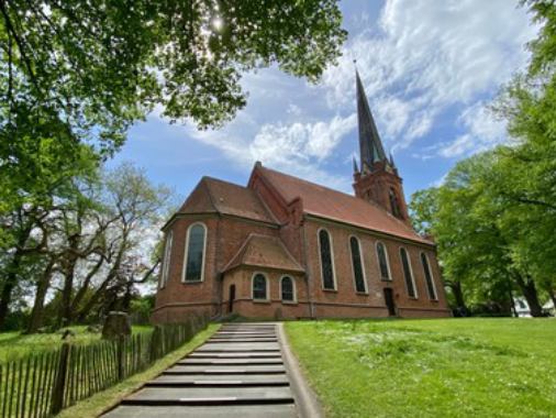 Gottesdienst Ostersonntag in der Früh mit dem Buxtehude-Chor und Abendmahl