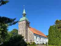 <a href="/veranstaltungen/detailansicht/event/erntedank-und-kirchturmfest.html" target="_self">Erntedankgottesdienst und Kirchturmfest</a>