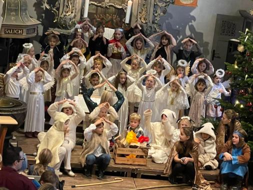 Krippenspielgottesdienst mit den Chorwürmchen und Chorfaltern
