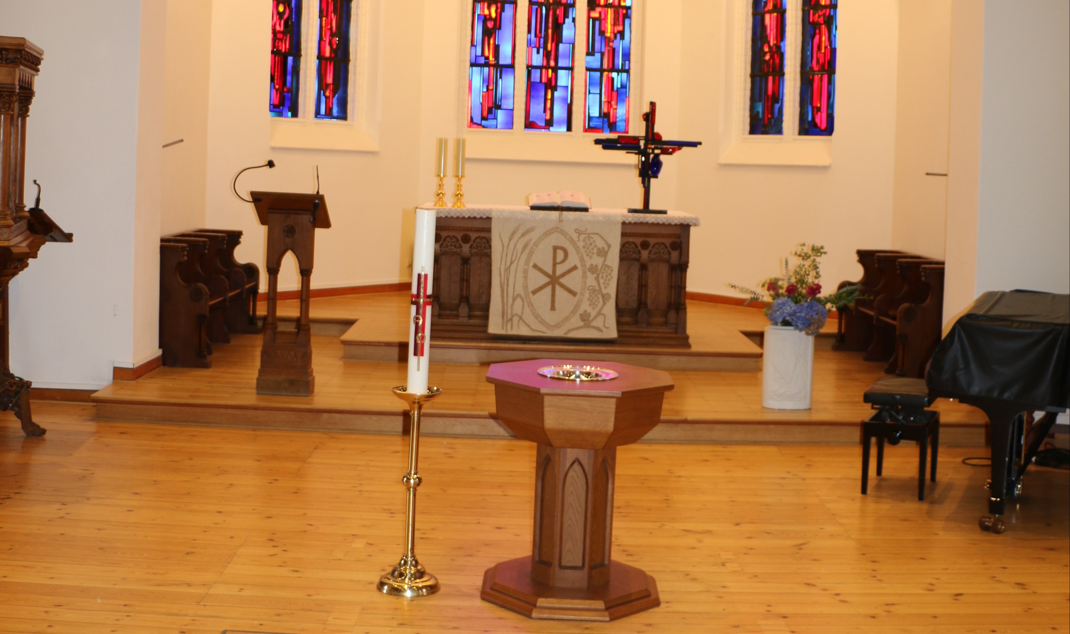 "Du bettest die Toten in sanften Farben" - Abendmahl-Gottesdienst