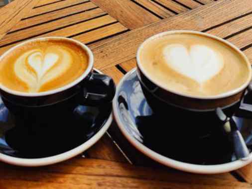 Ökumenisches Frühstück für Frauen: „Begegnung mit Armut in Claras Küche - ein Projekt im Hamburger Osten“