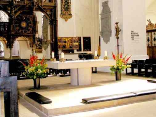 Abendmahlsgottesdienst mit Pastor Christof Jaeger und Pastorin Margrit Wegner, anschließend Kirchenkaffee