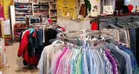 "BUTIKKE KK"  SECOND HAND für den guten Zweck