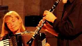 „Duo Zhok“ (Gerhard Breier & Anja Jacobsen)