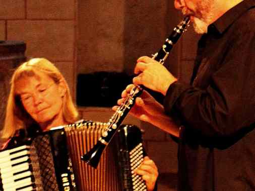 „Duo Zhok“ (Gerhard Breier & Anja Jacobsen)