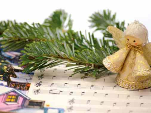 Üben von europäischen Weihnachtsliedern