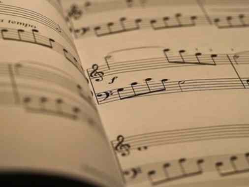 Der andere Heilige Abend - Liedergottesdienst +Punsch, Pastor Schwabe