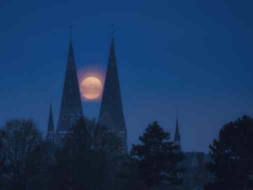 360° Lübeck - Turm- und Gewölbeführung in der Abendstimmung