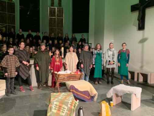 Christvesper 1 mit Weihnachtsspiel