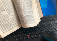 <a href="/veranstaltungen/detailansicht/event/bibelteilen-online-38.html" target="_self">Bibelteilen online</a>