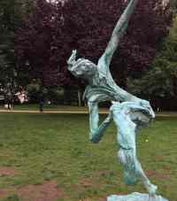 <a href="/veranstaltungen/detailansicht/event/seelentanz-1.html" target="_self">Seelentanz</a>