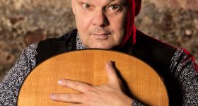 Variationen über Folia d`Espagne Spanische Gitarrenmusik aus Klassik und Romantik Roger Tristao Adao, Konzertgitarre, in Garding