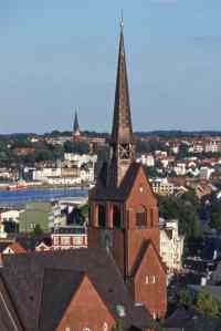 <a href="/veranstaltungen/detailansicht/event/gottesdienst-in-st-petri-18.html" target="_self">Gottesdienst in St. Petri</a>