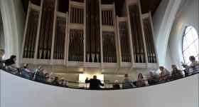 Praise to the Lord! Festliche Musik für Chor, Bläser und Orgel
