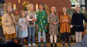 Gottesdienst mit dem Kinderchor zum Sommer