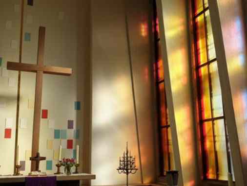 Sonntagsgottesdienst mit Abendmahl in der Christ-König-Kirche