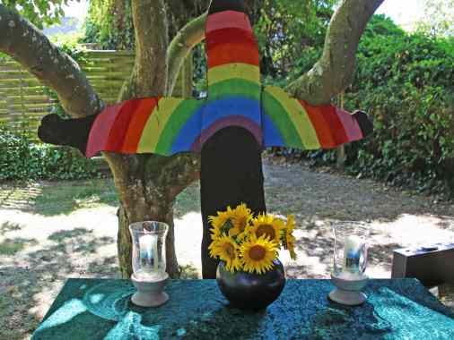 Pastoratsgartengottesdienst mit Posaunenchor