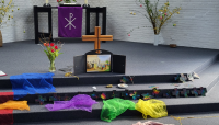 <a href="/veranstaltungen/detailansicht/event/loben-und-toben-ein-gottesdienst-fuer-kleine-und-grosse-m-pn-f-magaard-2.html" target="_self">"Loben und Toben", ein Gottesdienst für Kleine und Große m. Pn. F. Magaard</a>