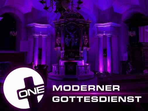+One mit Begrüßung der neuen Konfirmand*innen