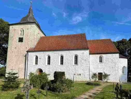 Sommerkonzert in der Kirche und am Ufer des Plöner Sees