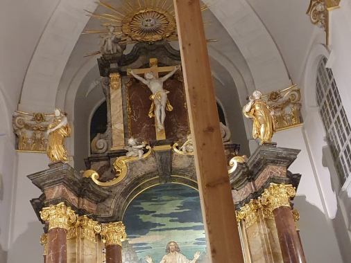 Andacht zur Stunde der Kreuzigung