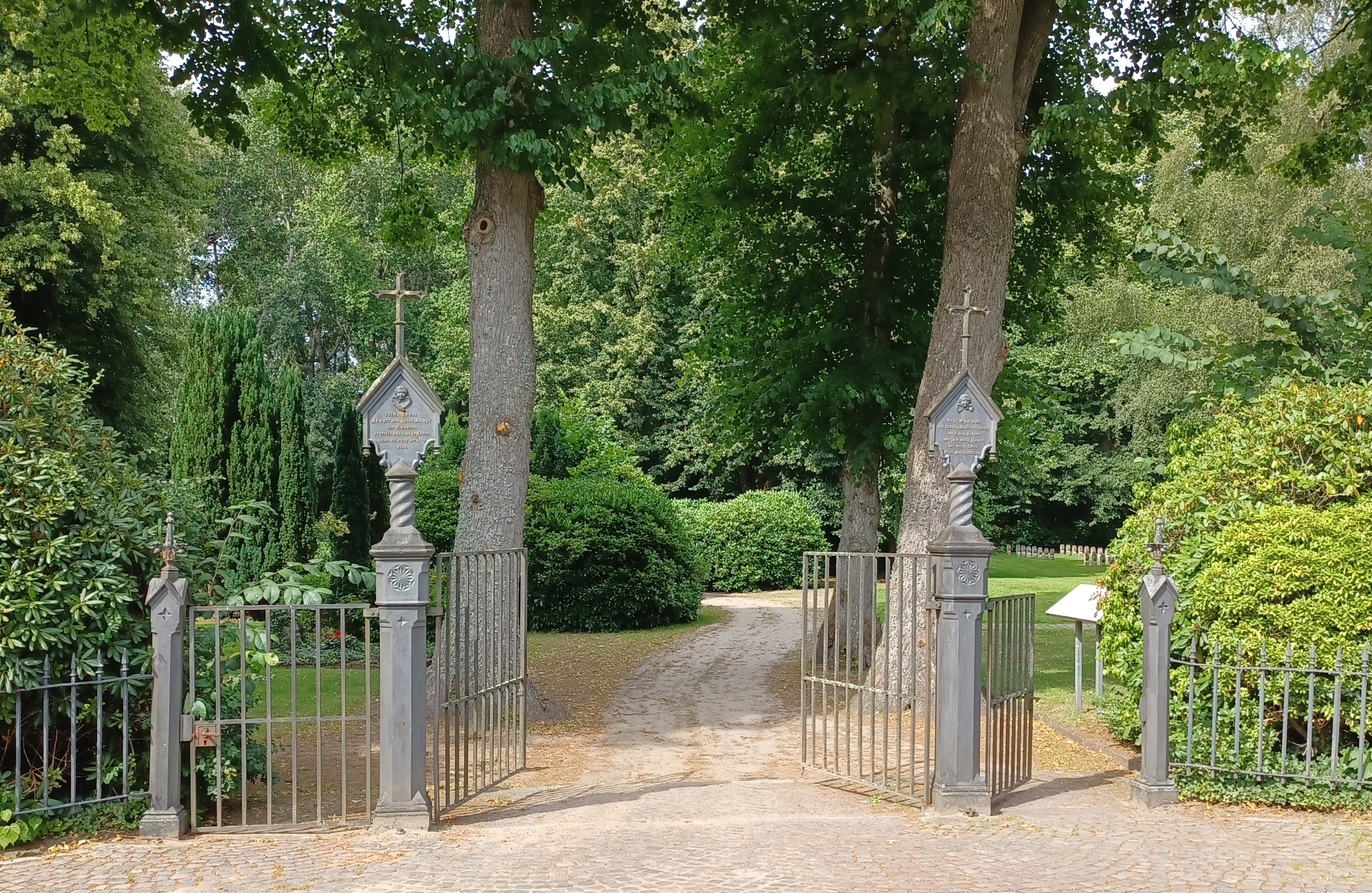 Garnisonfriedhof