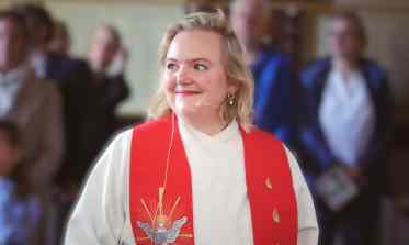 Pastorin Jacqueline Gangi-Juny