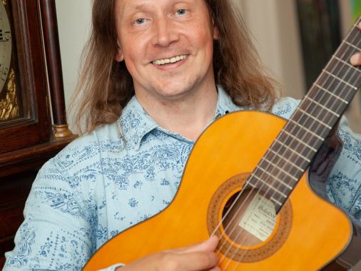 Aleksey Revenko – Gitarre