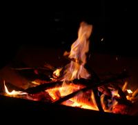 <a href="/veranstaltungen/detailansicht/event/osterlichternacht.html" target="_self">Osterlichternacht</a>