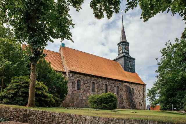 Foto der Kirche aus der Gemeinde Kellinghusen