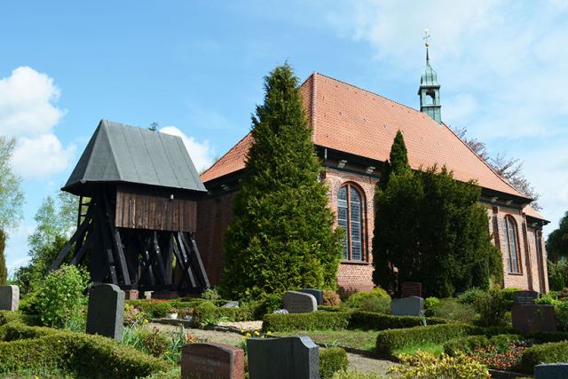 Foto der Kirche aus der Gemeinde Krummendiek-Mehlbek