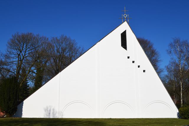 Foto der Kirche aus der Gemeinde Hohenlockstedt