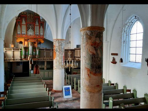 Orgelmusik und Kirchenführung in Garding, Pastor Ralf-Thomas Knippenberg und Kantorin Elisabeth Weisenberger