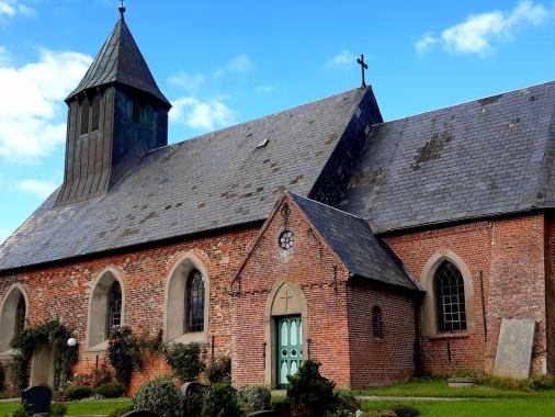Orgelmusik und Kirchenführung in Osterhever, Pastor Ralf-Thomas Knippenberg und Kantorin Elisabeth Weisenberger