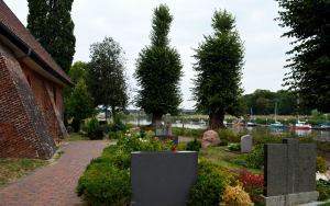 Kirchfriedhof Heiligenstedten