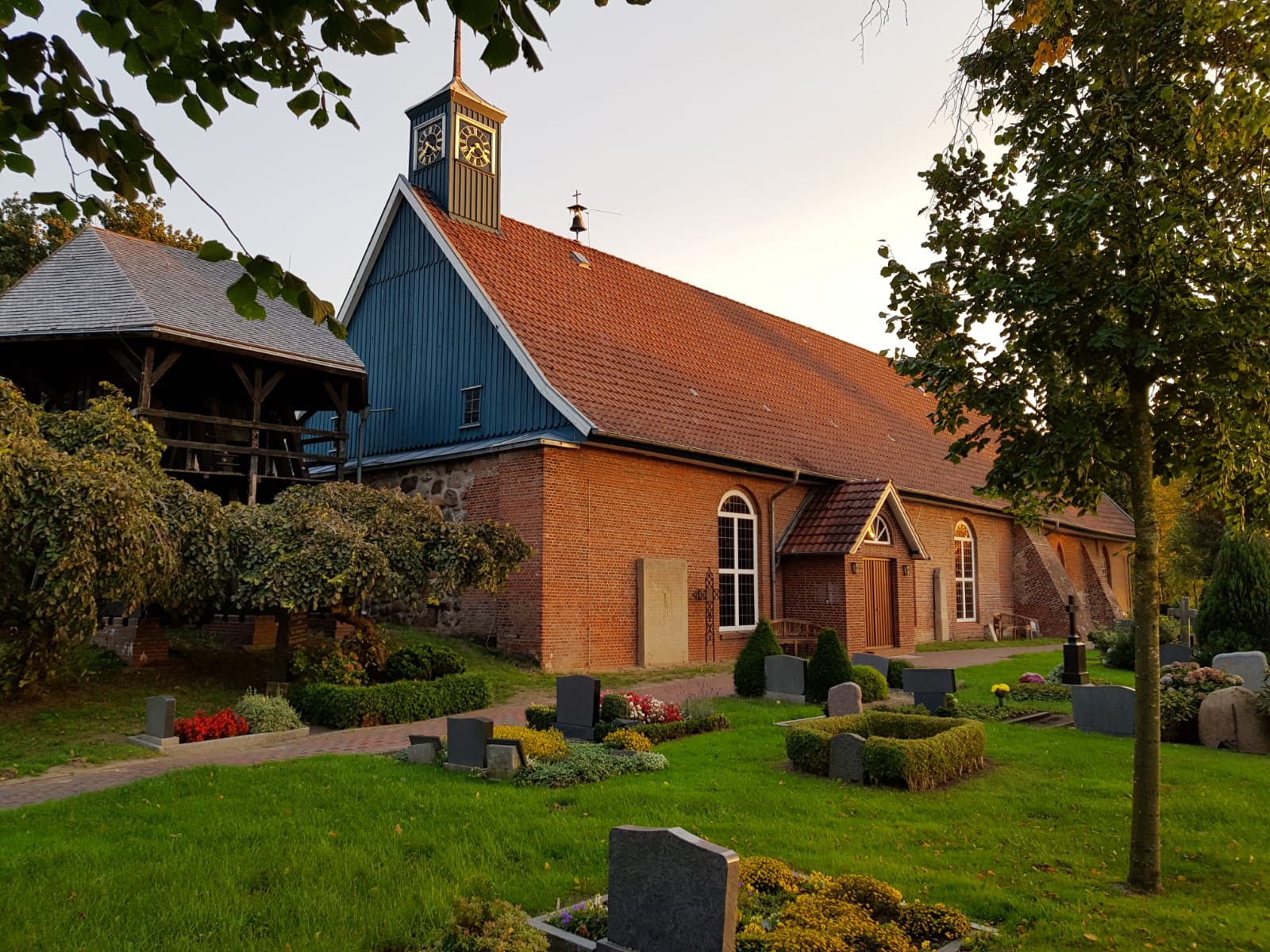 Kirchfriedhof Heiligenstedten